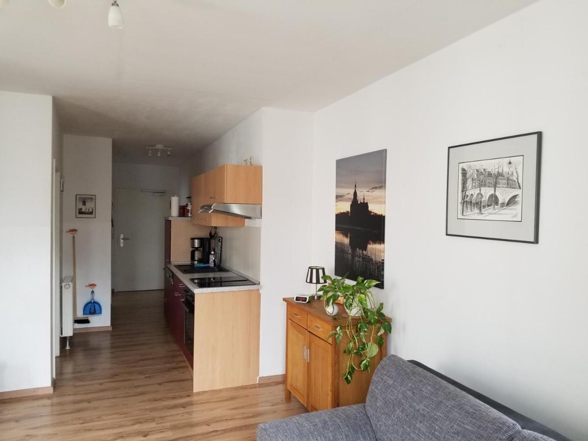 Altstadt Ferienwohnung Stralsund Mit Parkplatz ภายนอก รูปภาพ